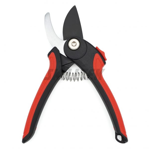 Durable 7" By-pass Pruning Shears with non-stick coated blades for clean, precise cuts in your gardening tasks.