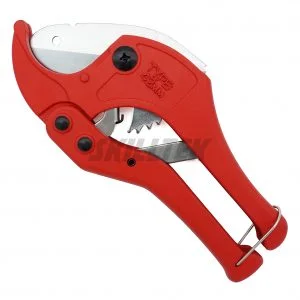 Effortlessly cut various pipes with the Deluxe Ratchet Action PVC Pipe Cutter 42mm. Safe, durable, and versatile. Made in Taiwan.