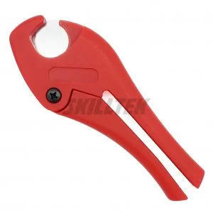 Efficiently cut plastic pipes up to 25mm with this durable, wearable blade PVC cutter. No ratchet needed. Made in Taiwan.